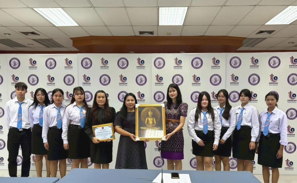 ยินดีต้อนรับคณะศึกษาดูงาน จากวิทยาลัยการอาชีพกุมภวาปี