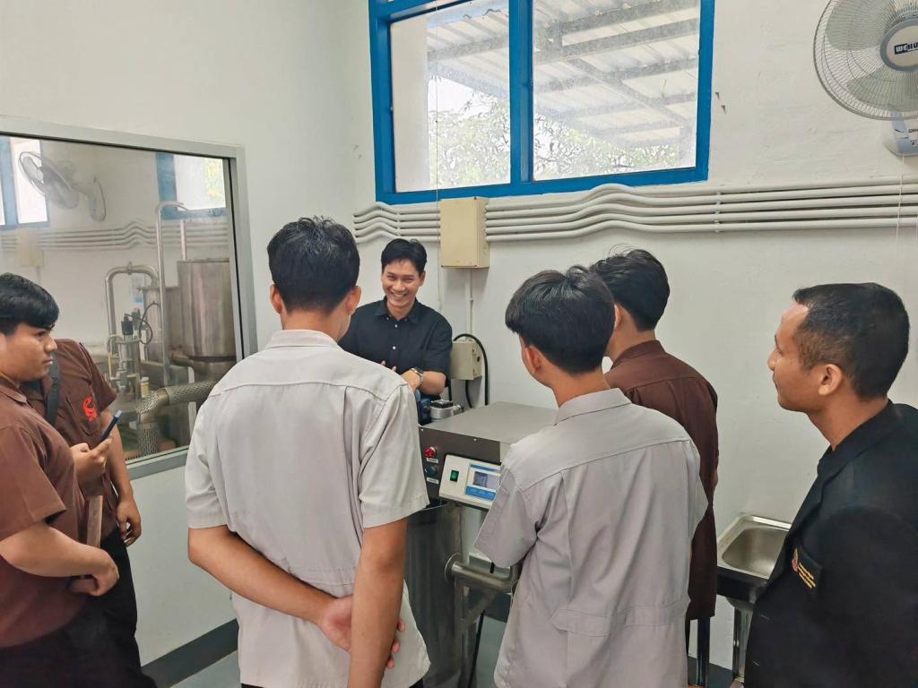 ยินดีต้อนรับคณะศึกษาดูงาน จากวิทยาลัยการอาชีพกุมภวาปี