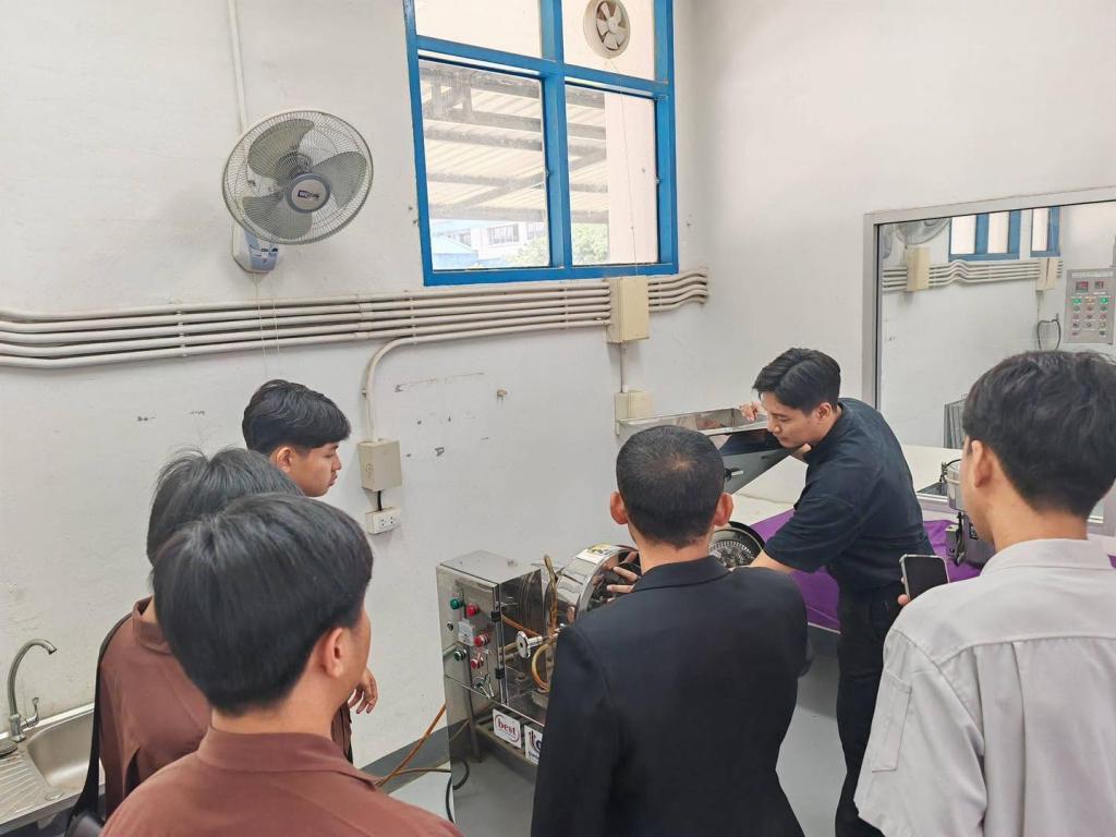ยินดีต้อนรับคณะศึกษาดูงาน จากวิทยาลัยการอาชีพกุมภวาปี